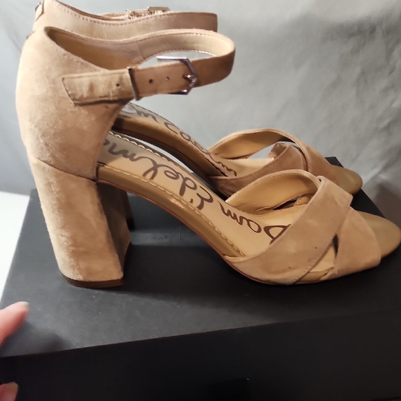 Sam Edelman Tan Block Heel Sandals - Picture 6 of 8